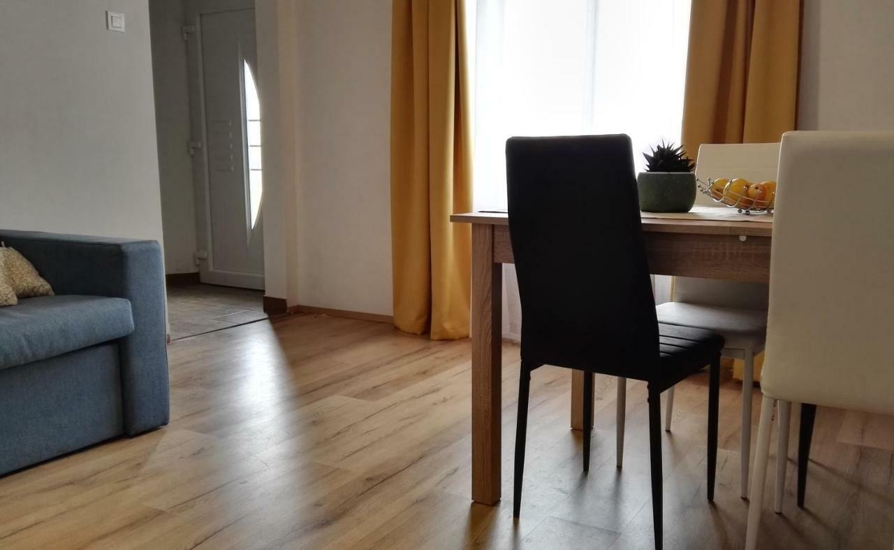 Kmetija Tomazic Vinska Klet - Winery Apartman Vipava Kültér fotó